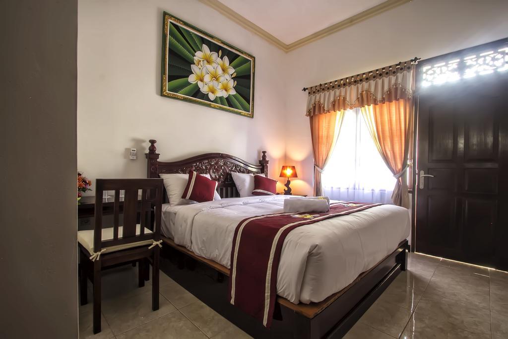 Frangipani Homestay Nusa Dua  Room photo